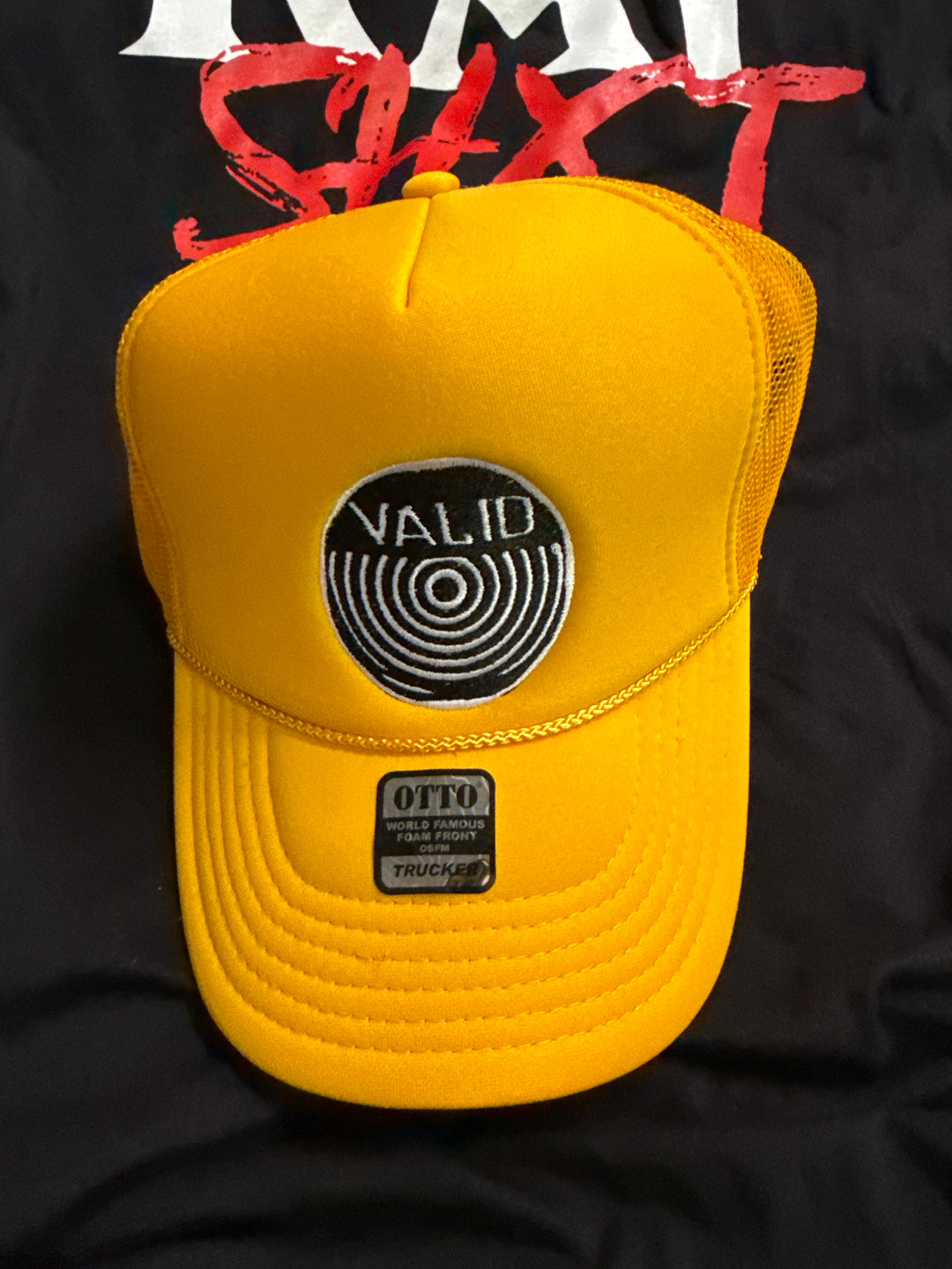 gold member hat